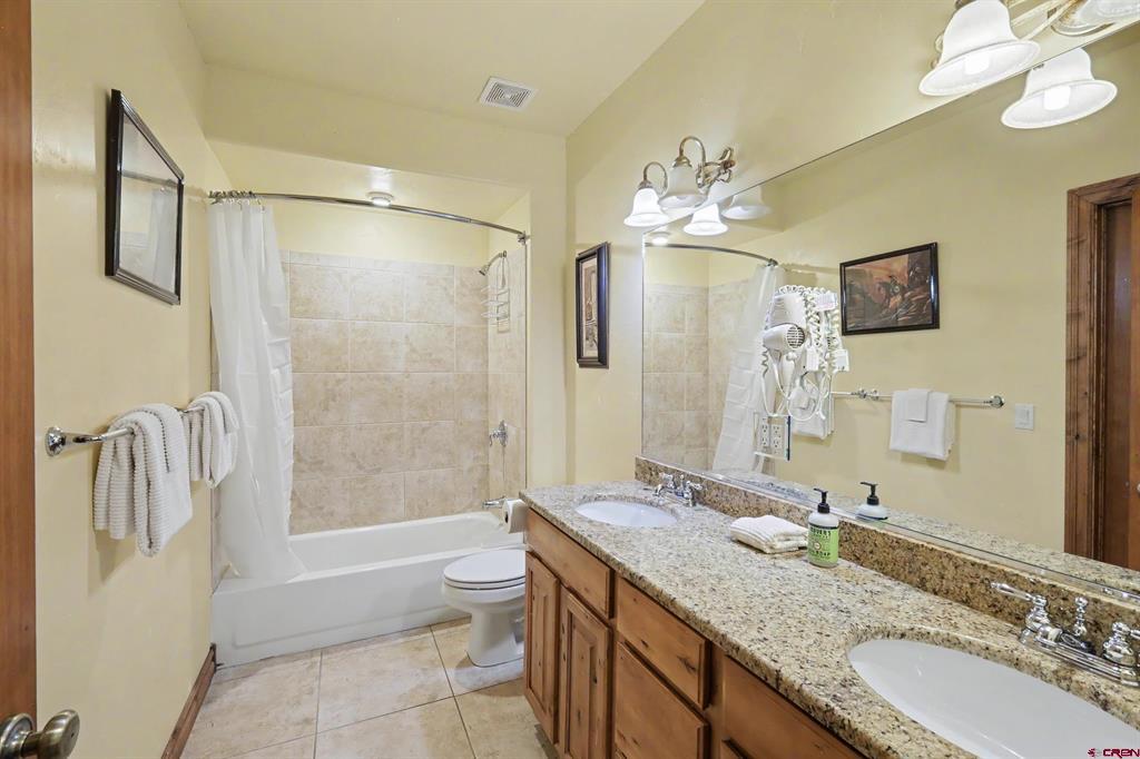 109 Ace Court Property Photo 16