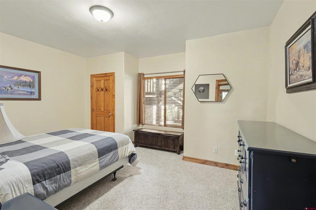 109 Ace Court Property Photo 27