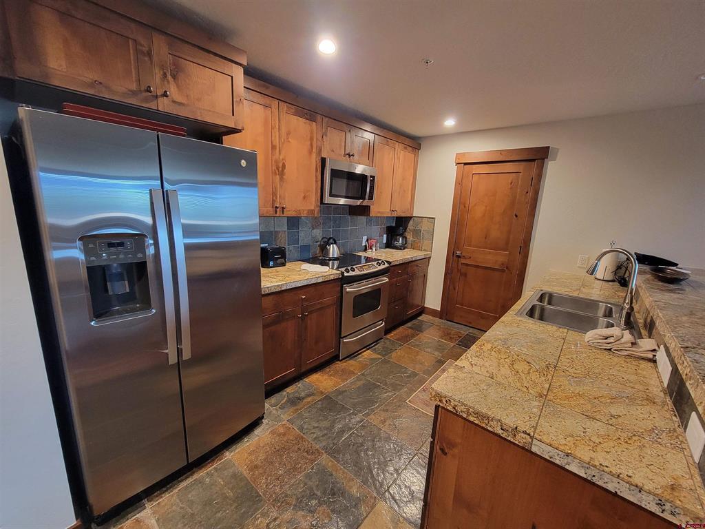 24 Sheol Street Property Photo 6