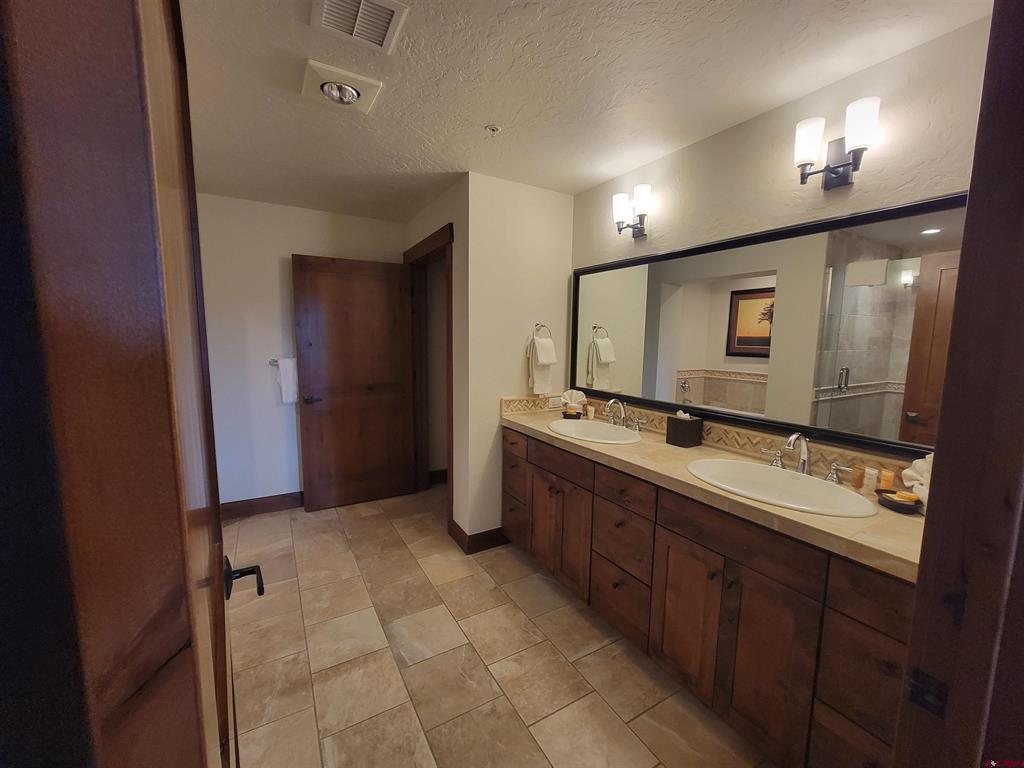 24 Sheol Street Property Photo 12