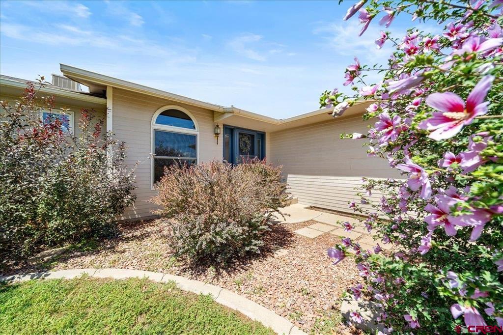 2535 Ridge Road Property Photo 2