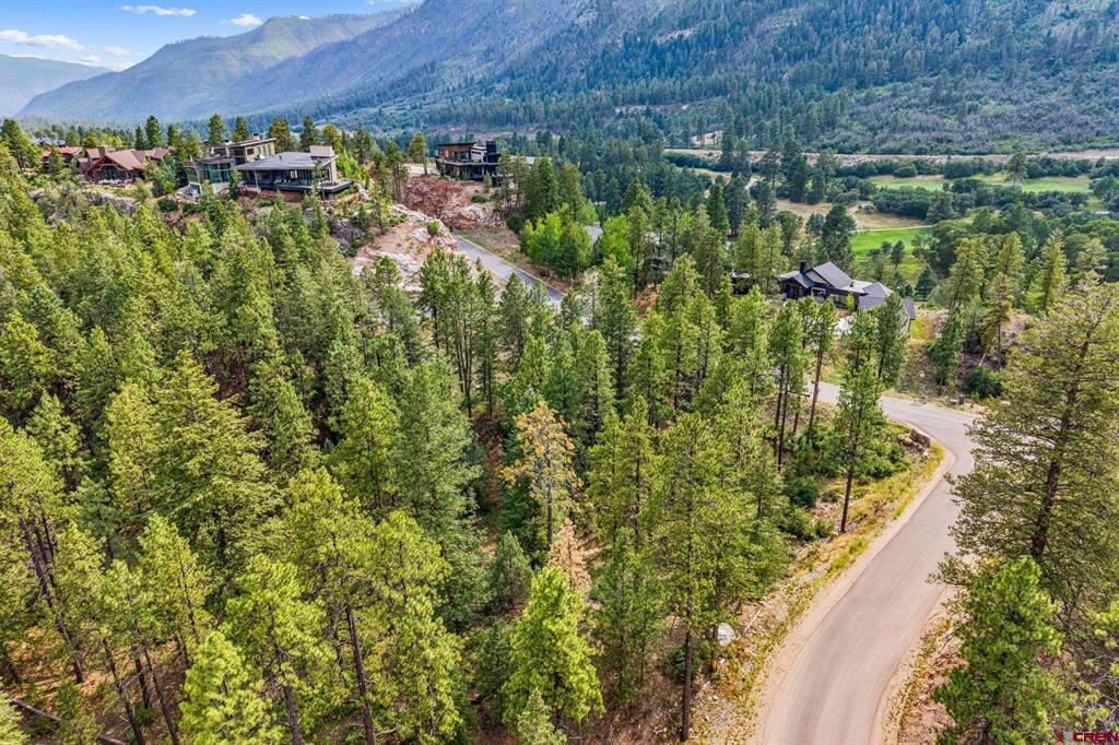 307 Glacier Cliff Drive Property Photo 13