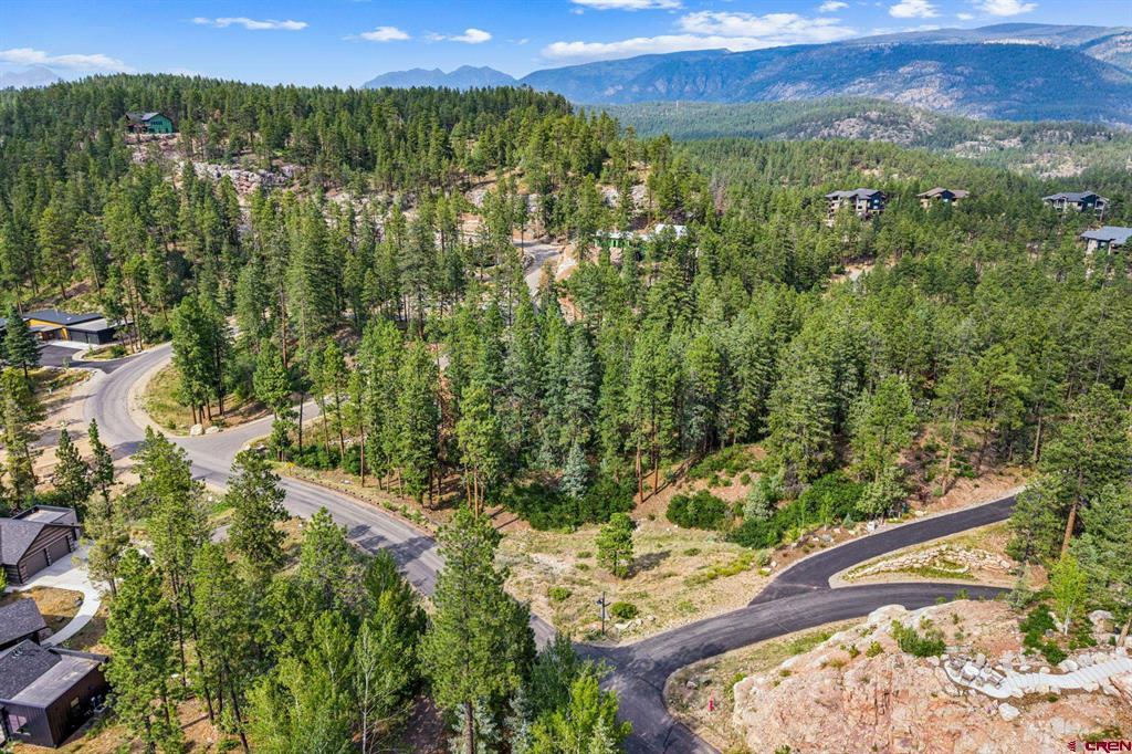 307 Glacier Cliff Drive Property Photo 24