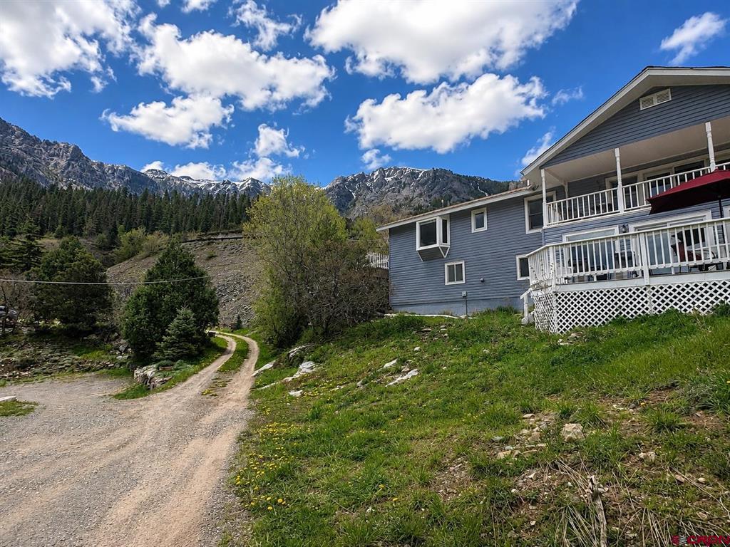 510 2nd Avenue Property Photo 11