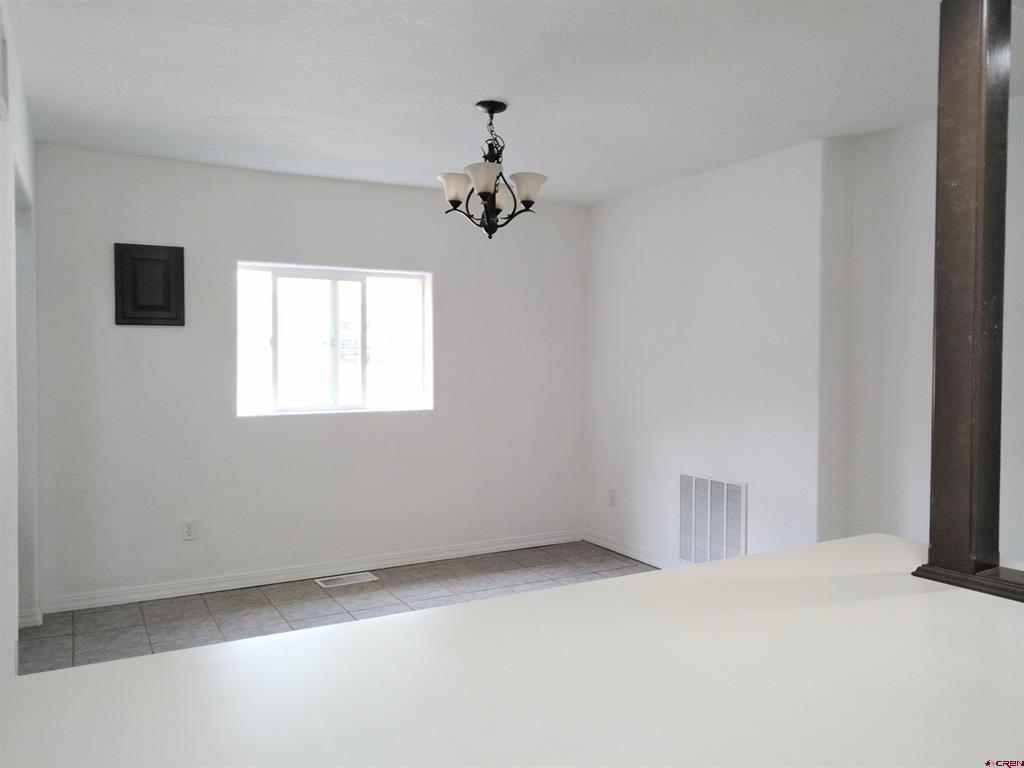 231 E 3rd Street Property Photo 8