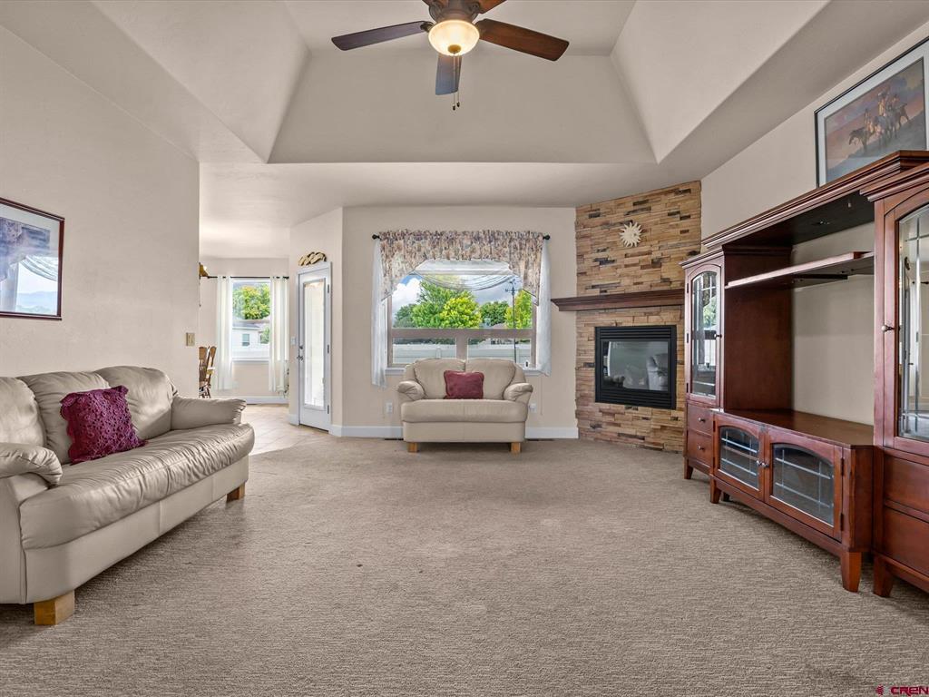 2842 Outlook Road Property Photo 6