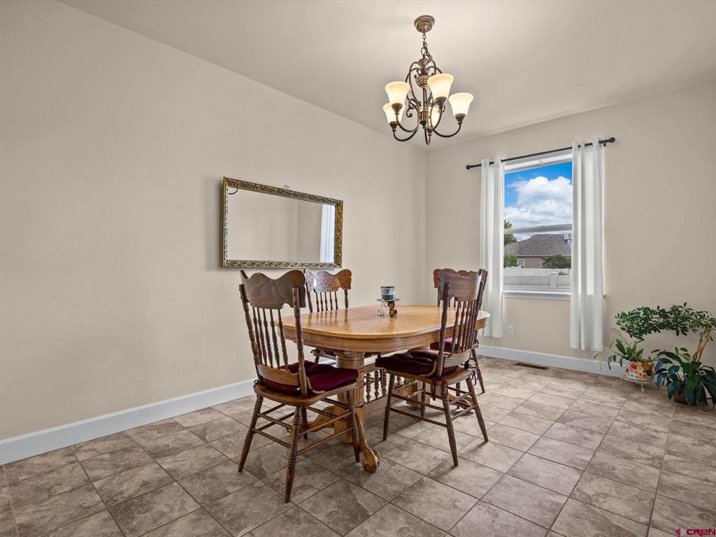 2842 Outlook Road Property Photo 9