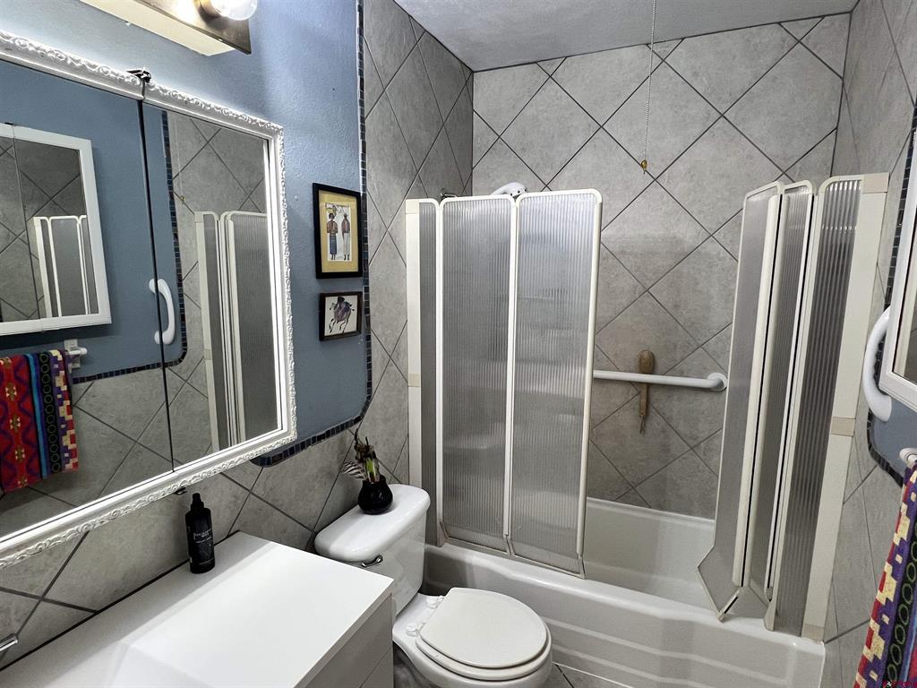 1005 S Cedar Street Property Photo 11