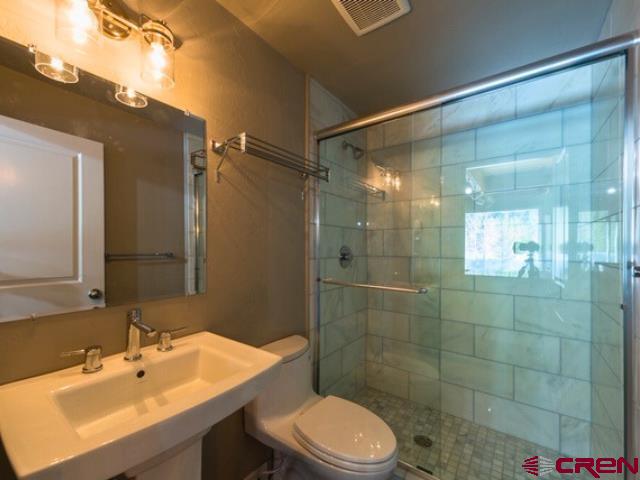717 Sixth Street Property Photo 7