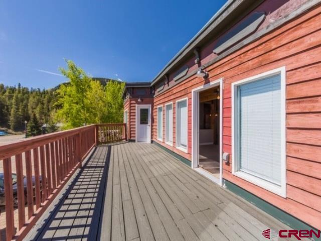 717 Sixth Street Property Photo 13