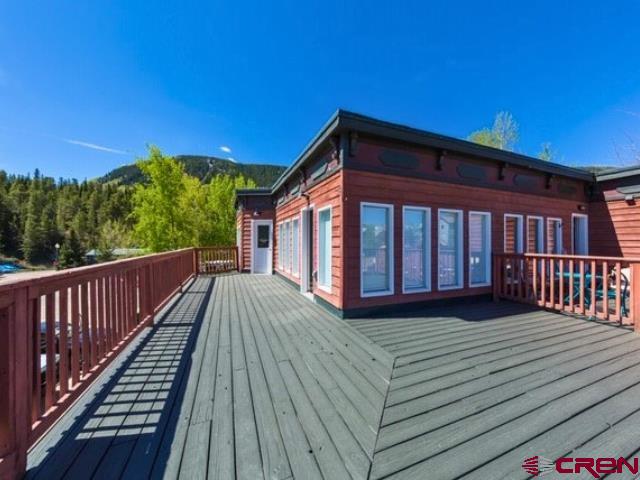 717 Sixth Street Property Photo 17