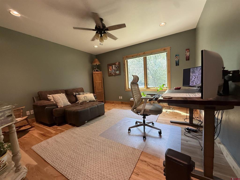 7528 S River Road Property Photo 17