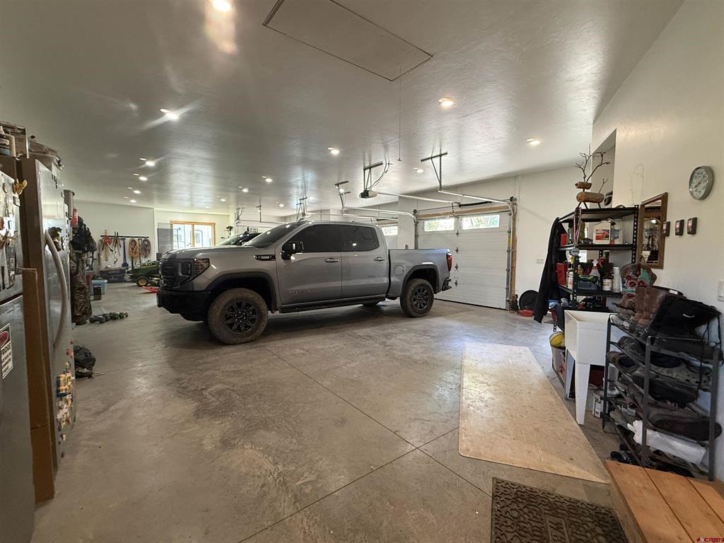 7528 S River Road Property Photo 33