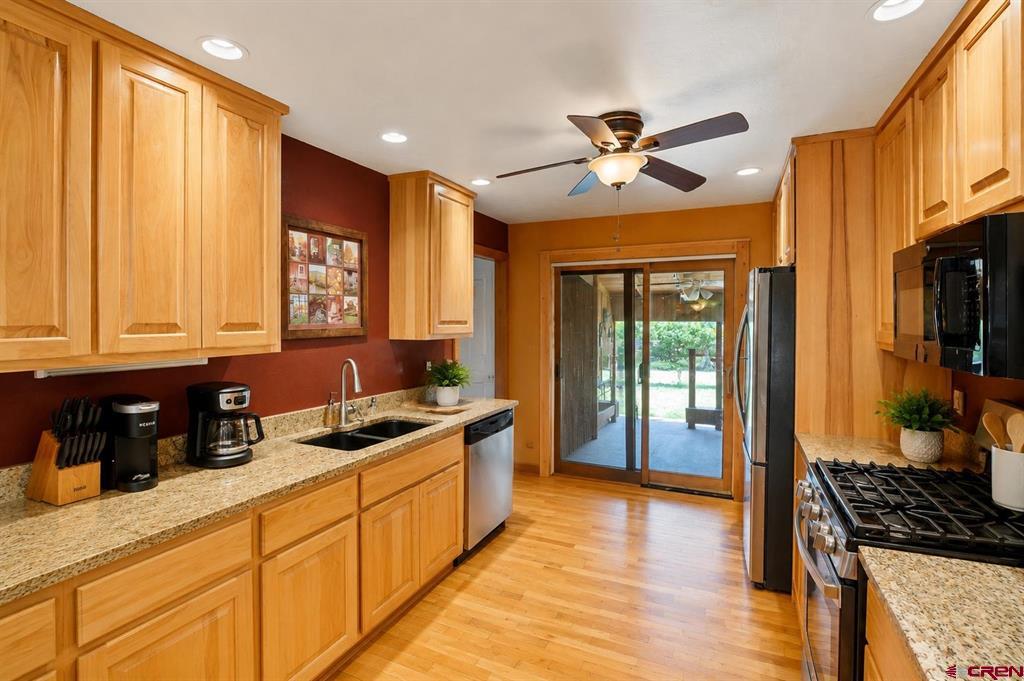 2012 Eastlawn Avenue Property Photo 6