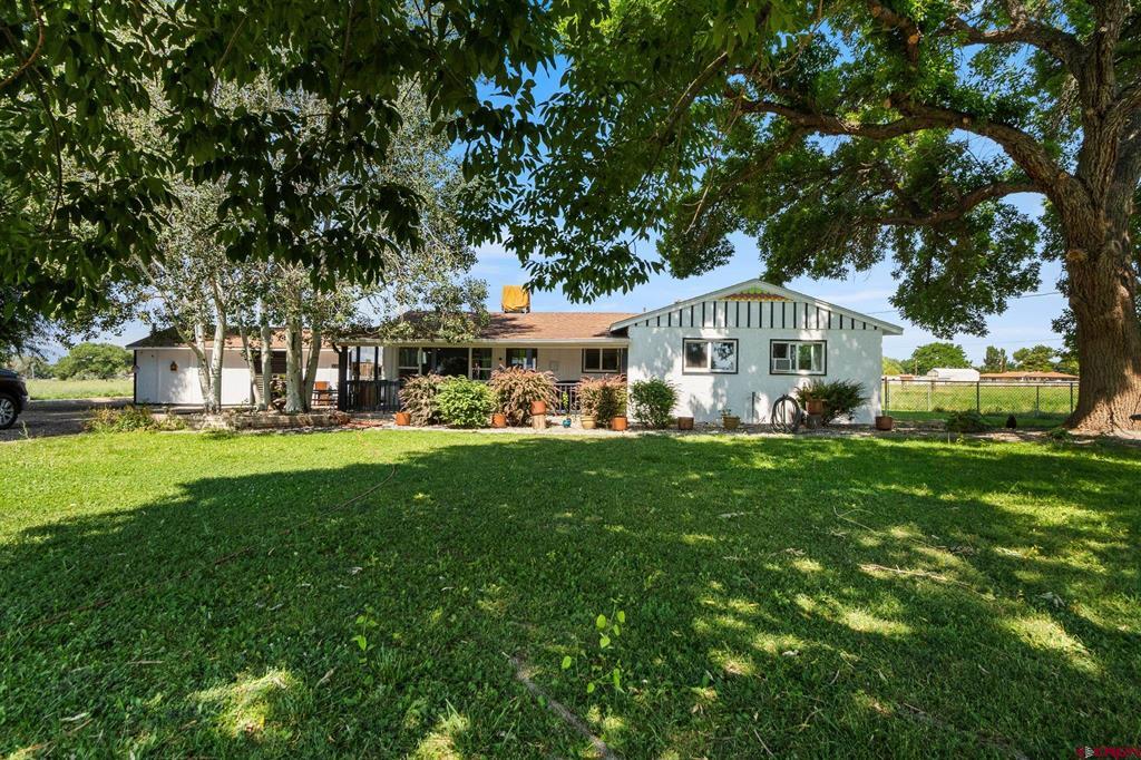 665 30 1/2 Road Property Photo 1