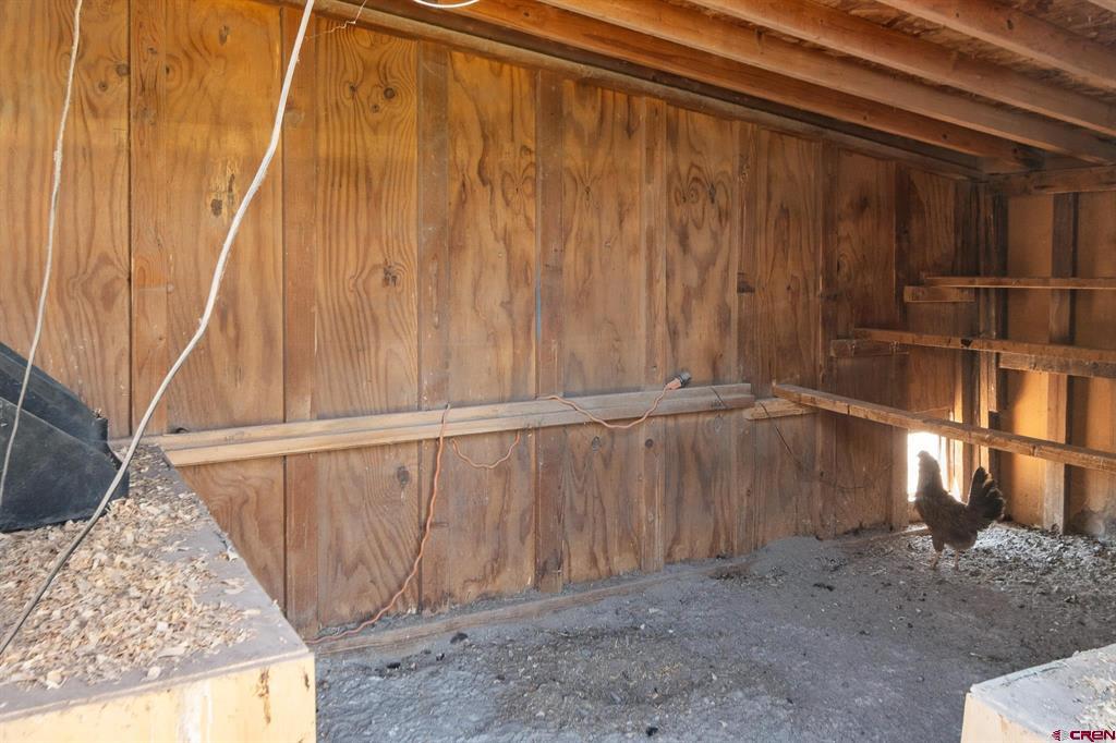 665 30 1/2 Road Property Photo 38