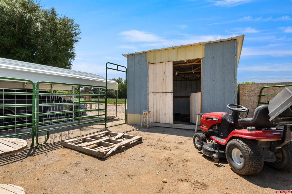 665 30 1/2 Road Property Photo 39
