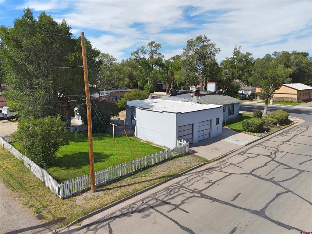 1302 State Avenue Property Photo 3