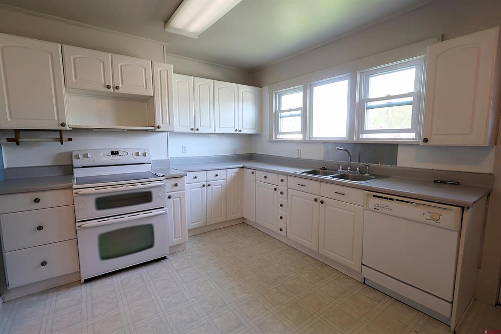 1302 State Avenue Property Photo 14