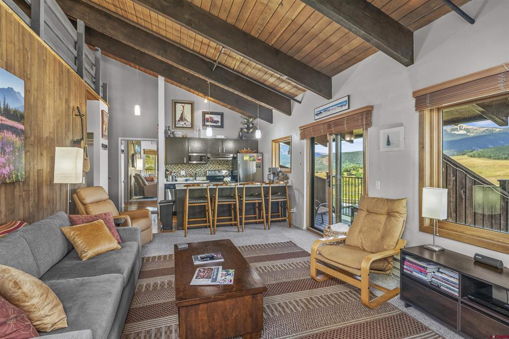 60 Hunter Hill Road Property Photo 10