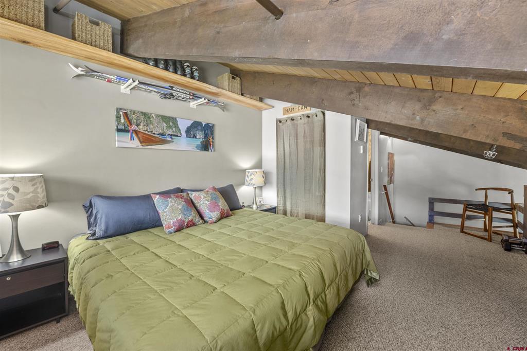 60 Hunter Hill Road Property Photo 17