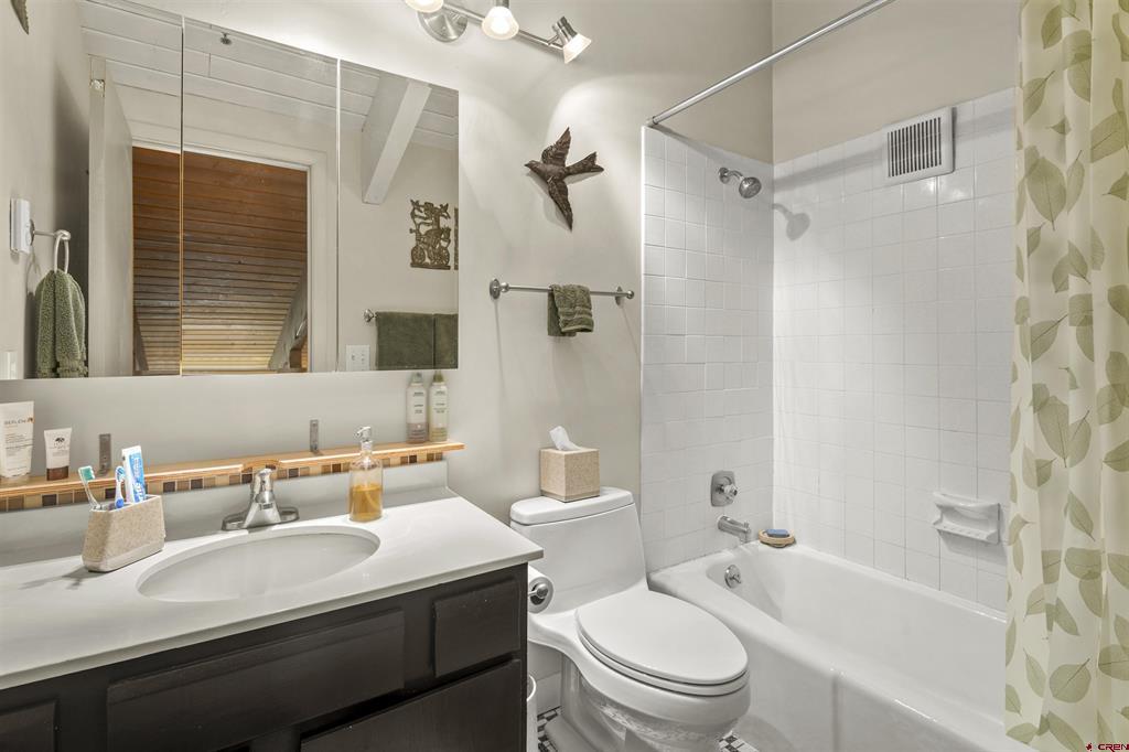 60 Hunter Hill Road Property Photo 18
