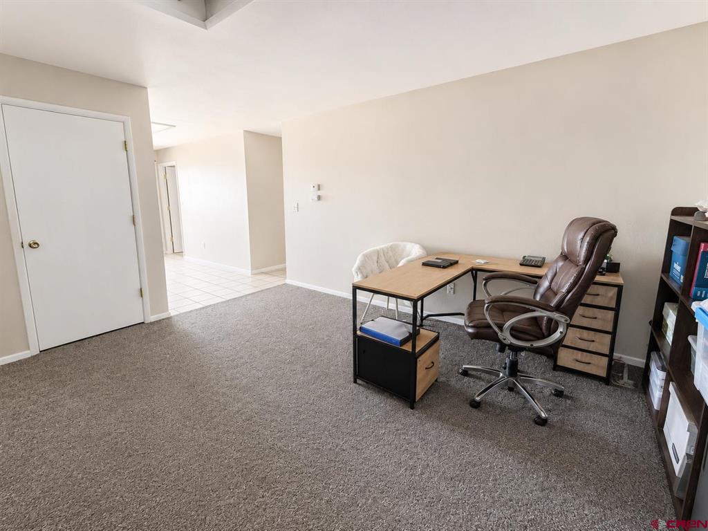21260 Ivanhoe Road Property Photo 32