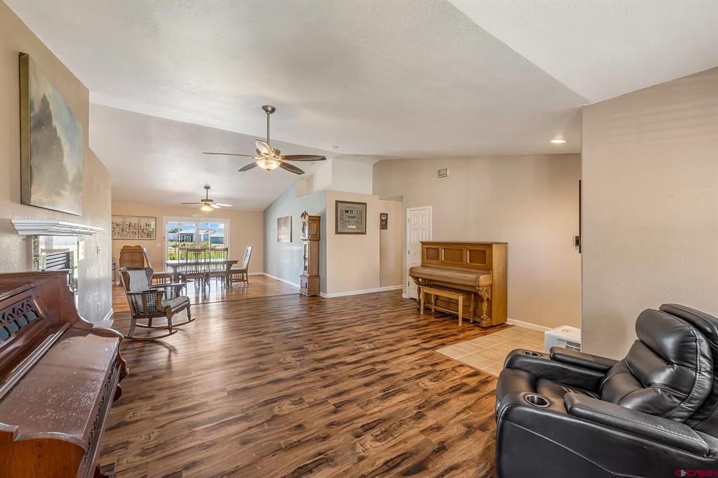 10826 Mesa View Loop Property Photo 10