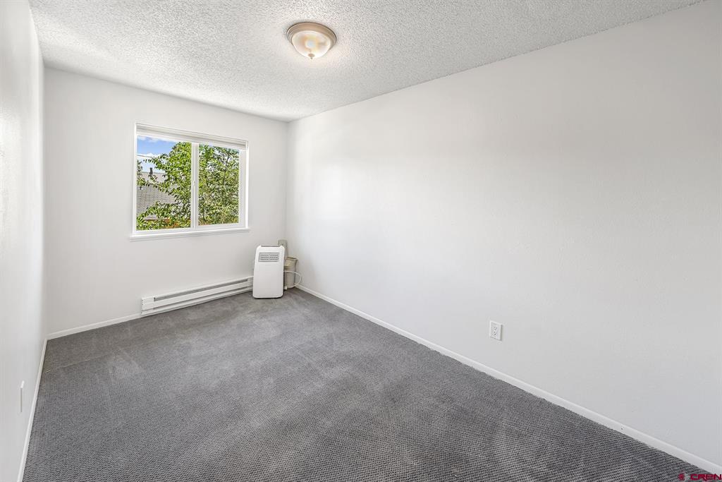 740 N Cascade Avenue Property Photo 14
