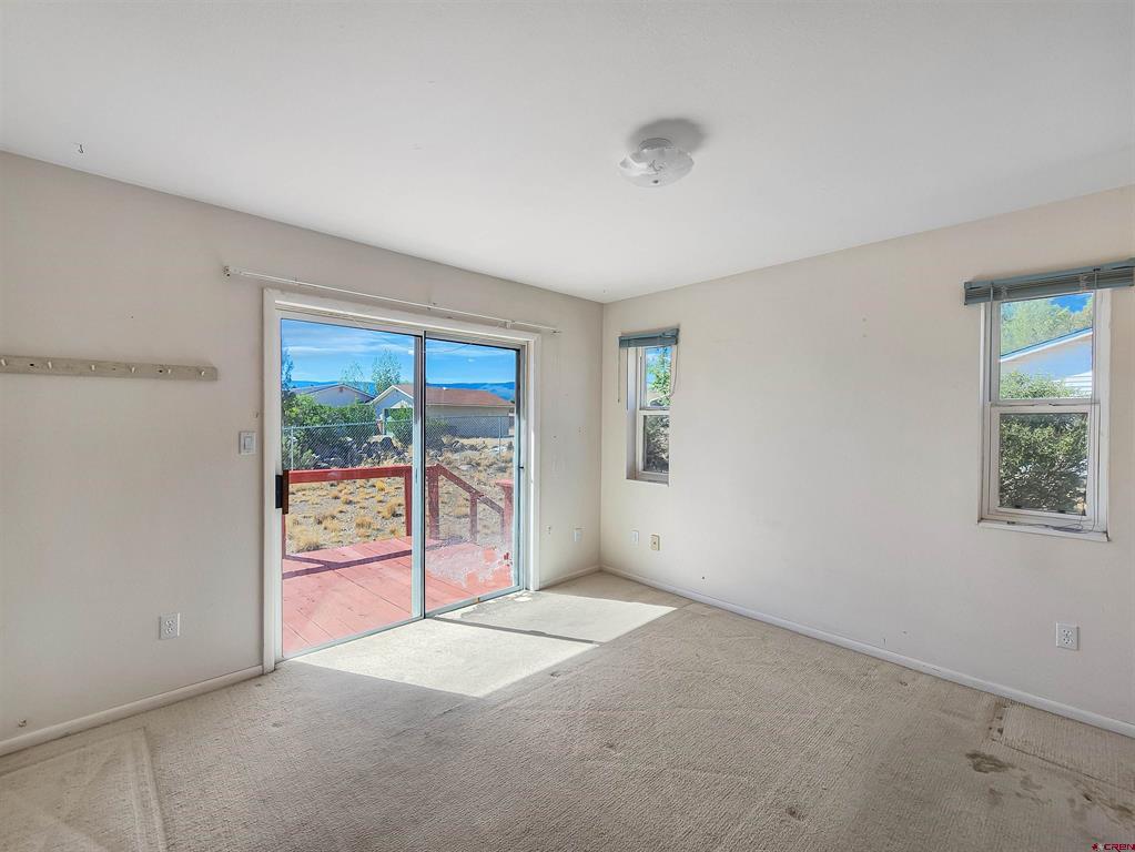 17483 Surface Creek Road Property Photo 16