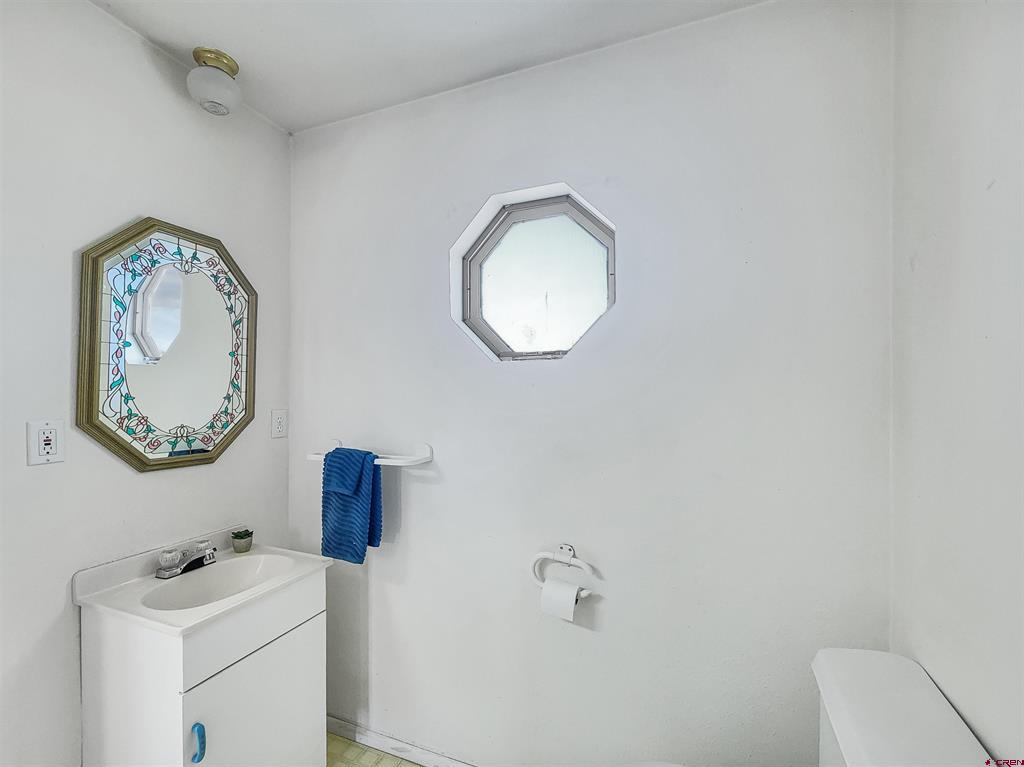 17483 Surface Creek Road Property Photo 25