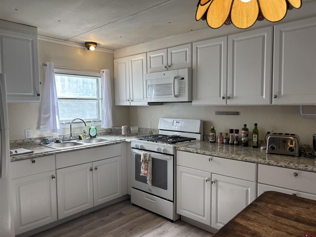 288 Animas View Drive Property Photo 17