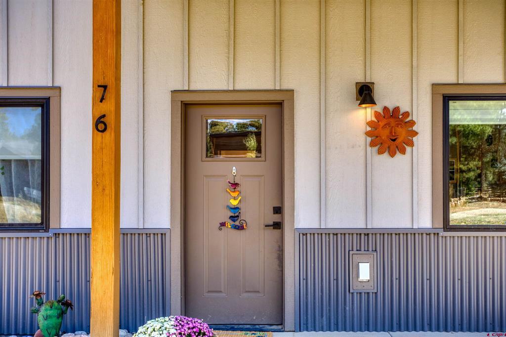 76 Mansions Circle Property Photo 3