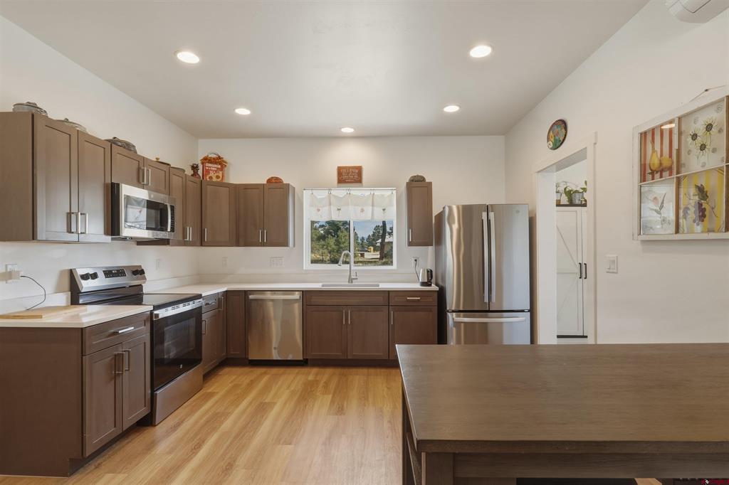 76 Mansions Circle Property Photo 10