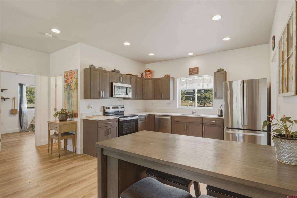 76 Mansions Circle Property Photo 11