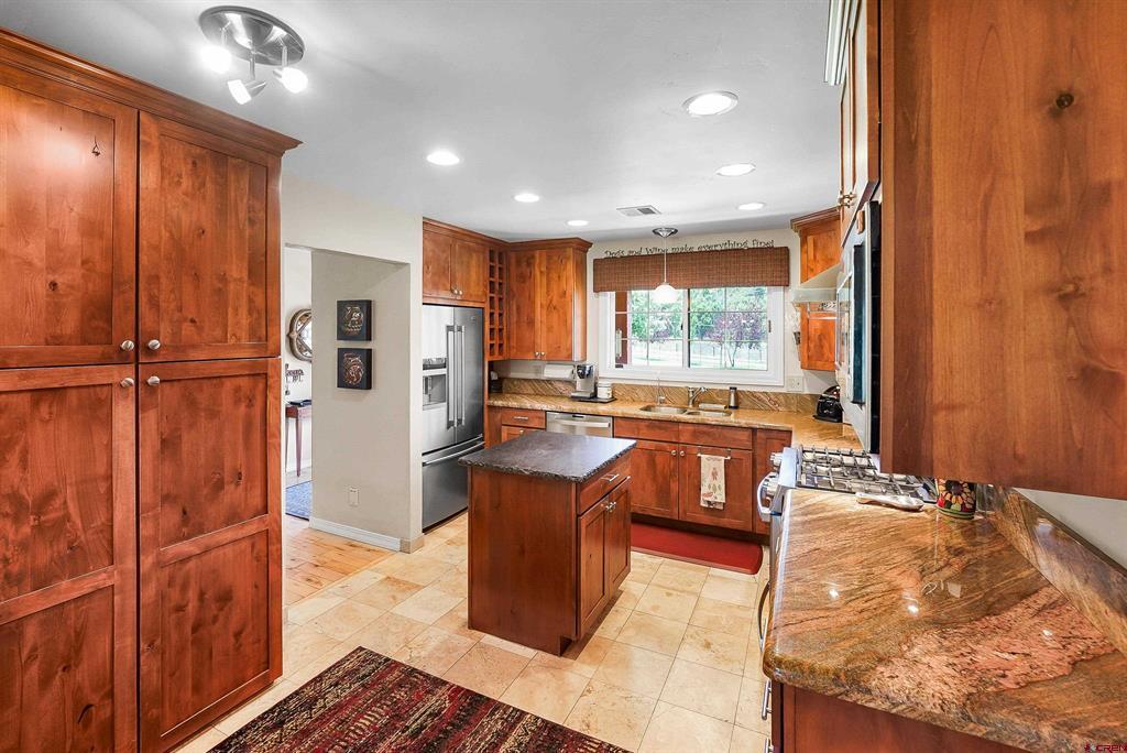 1051 County Road 250 Property Photo 15