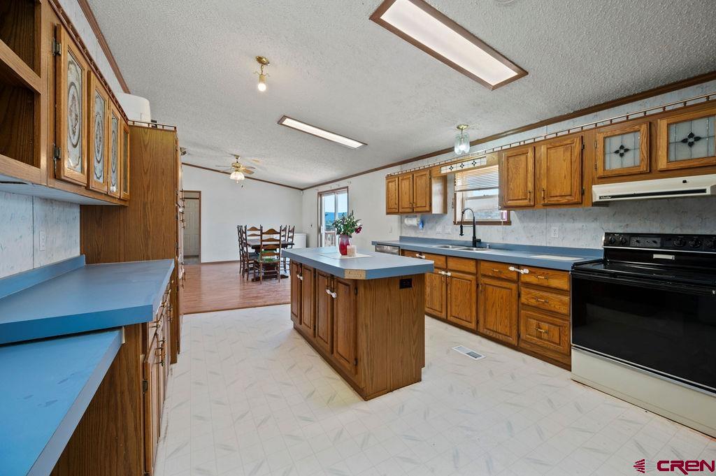 16022 B Road Property Photo 9
