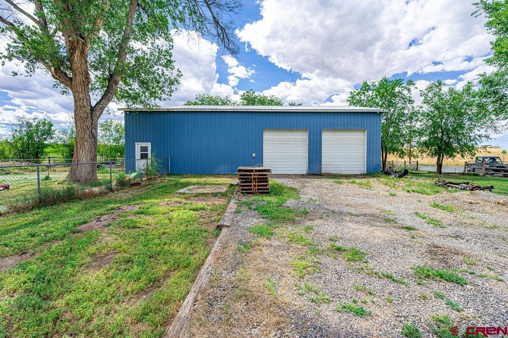 16022 B Road Property Photo 31