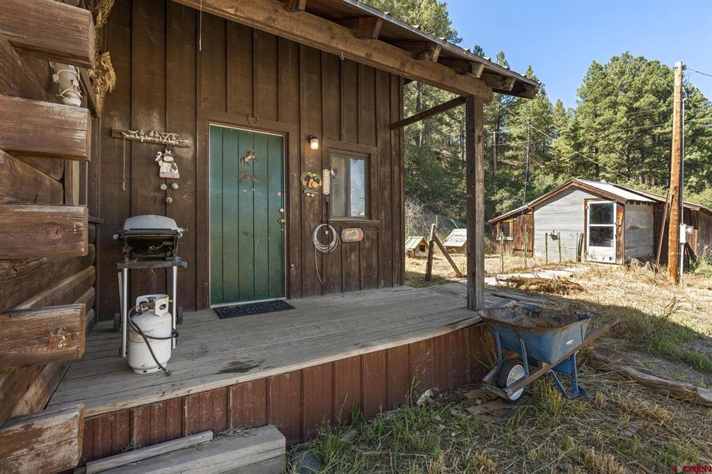 1059 E Stollsteimer Property Photo 2