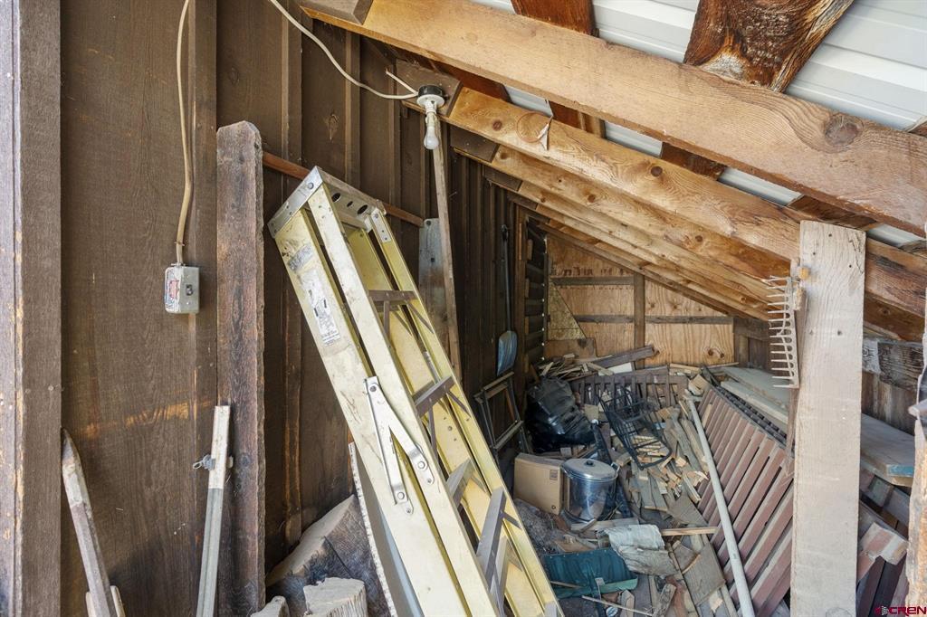 1059 E Stollsteimer Property Photo 25