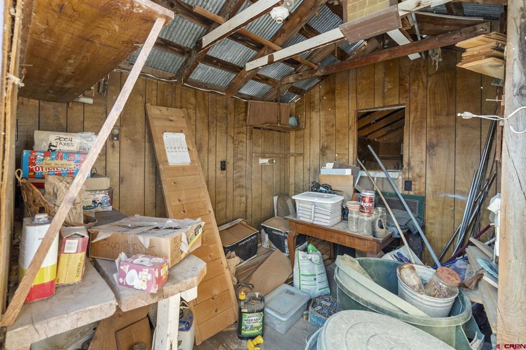 1059 E Stollsteimer Property Photo 31
