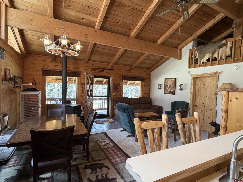 375 Balsam Road Property Photo 12
