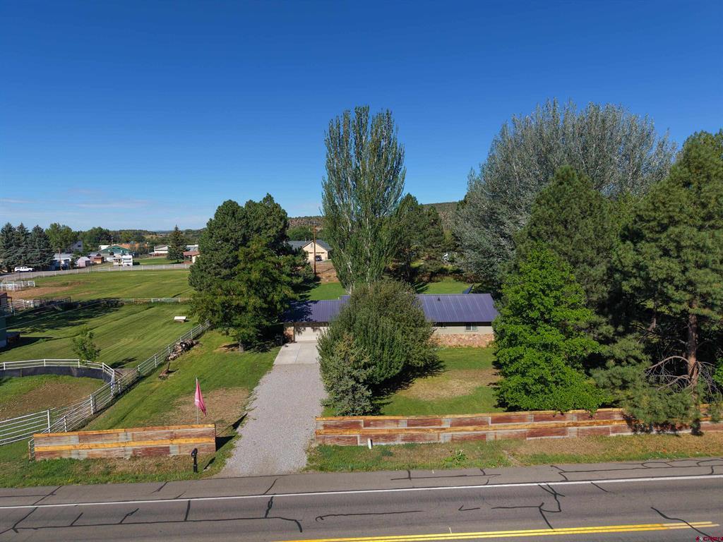 577 N Mountain View Drive Property Photo 7