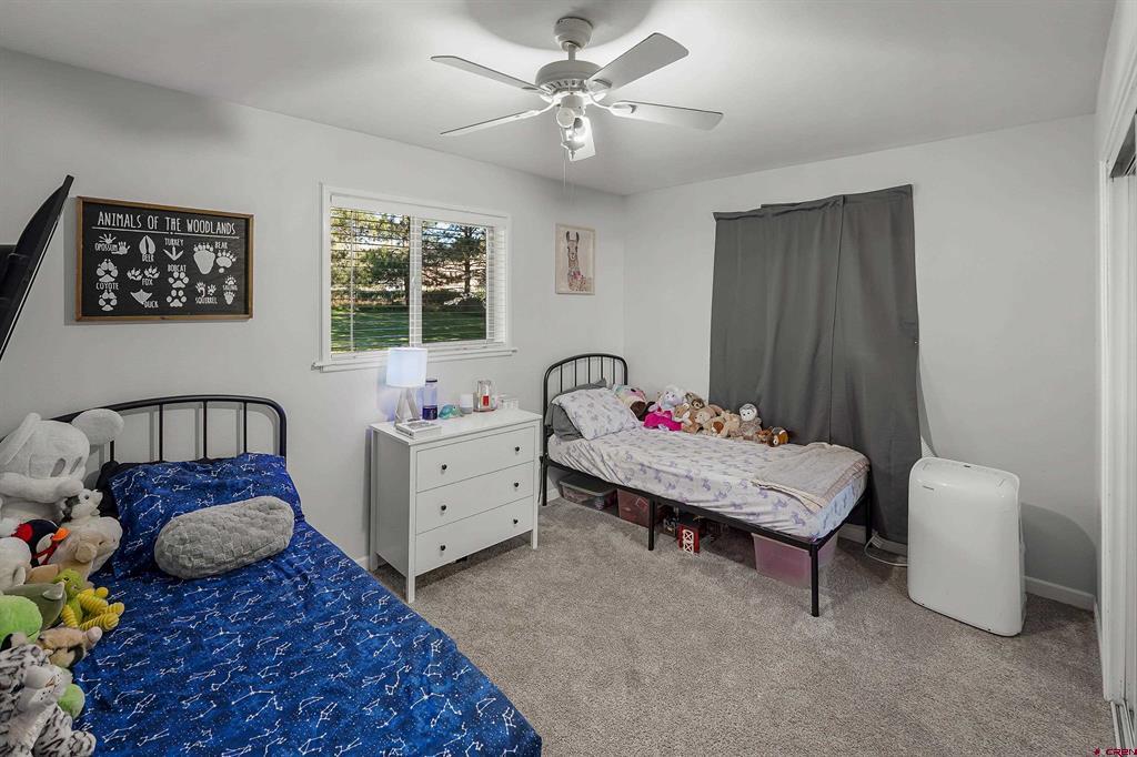 577 N Mountain View Drive Property Photo 24