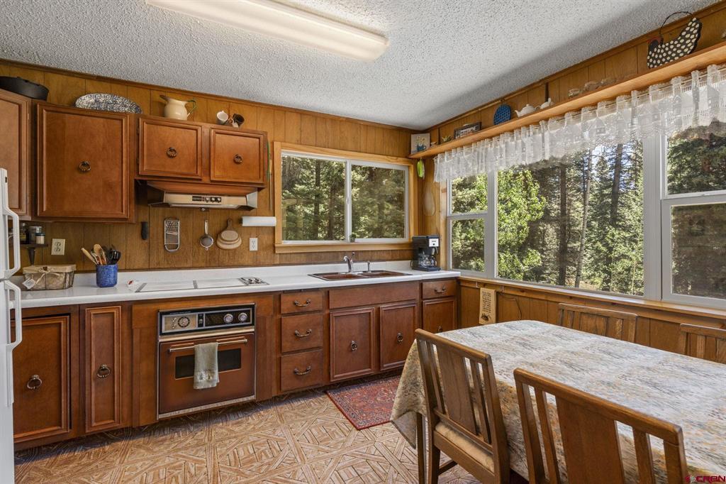 192 Park Drive Property Photo 7