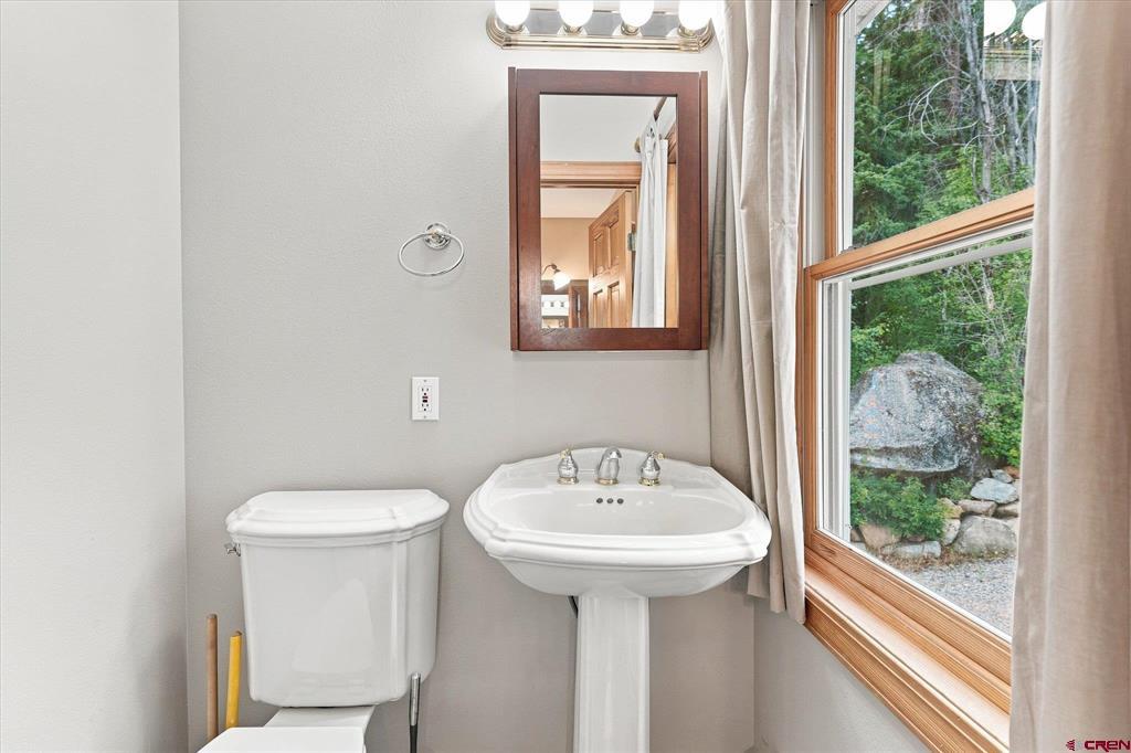 43985 Highway 550 Property Photo 18