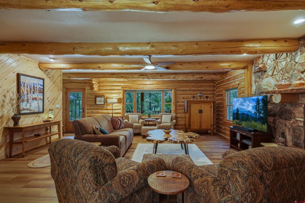 601 W Log Hill Road Property Photo 7