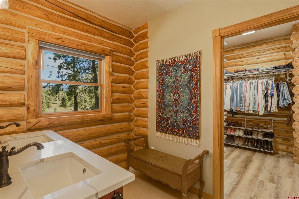 601 W Log Hill Road Property Photo 17