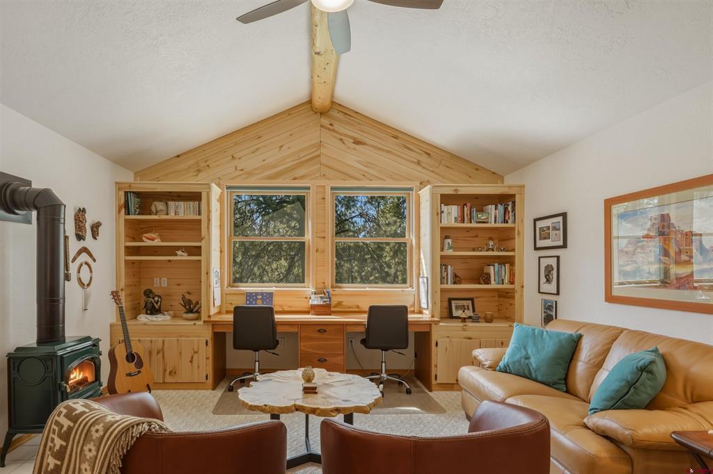 601 W Log Hill Road Property Photo 21