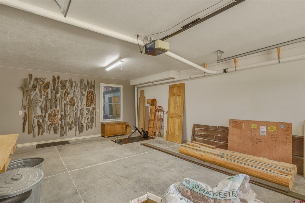 601 W Log Hill Road Property Photo 29